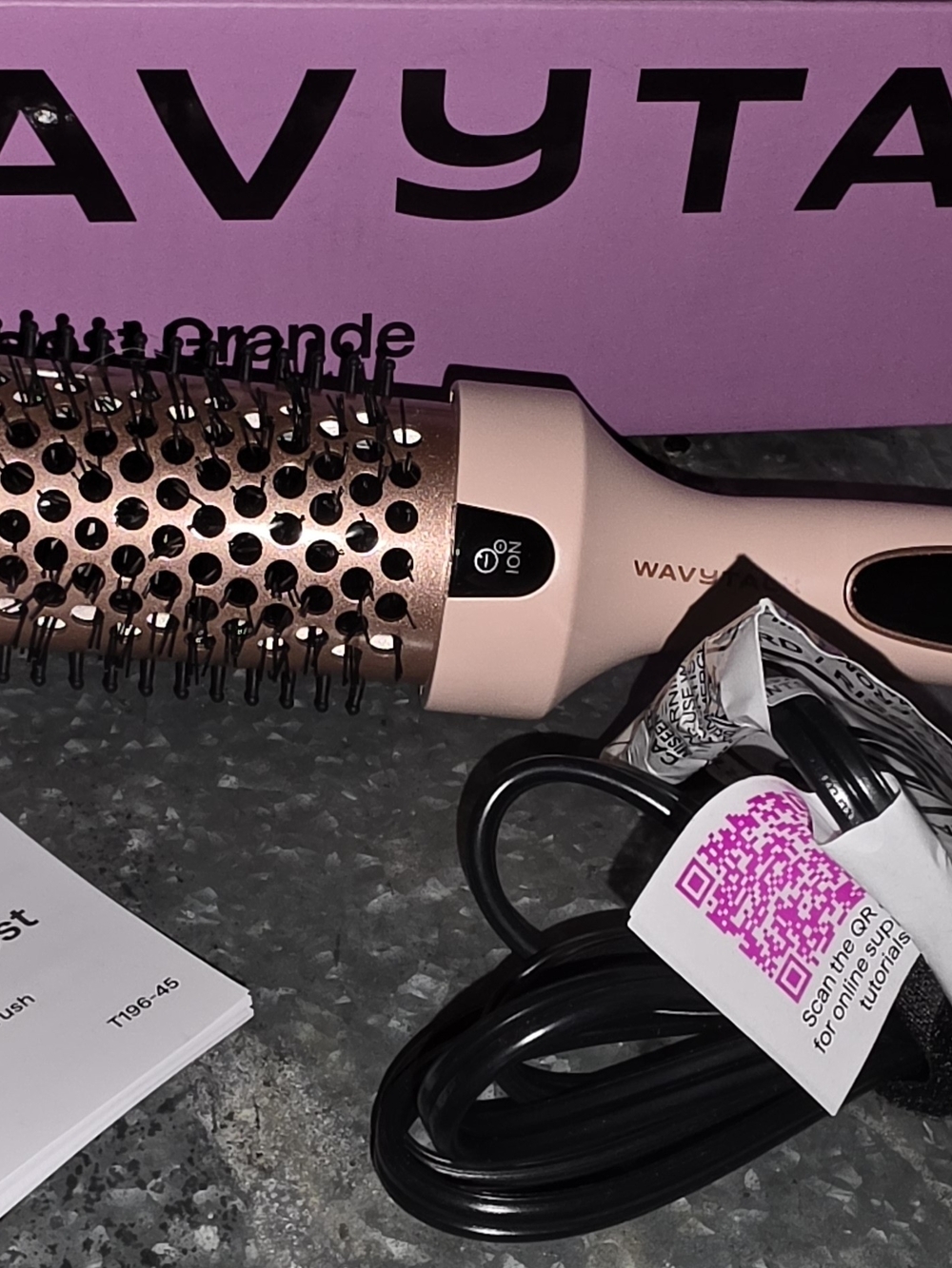 Wavytalk Pink Hot Air Styling Brush with Ion Technology - Picture 5 of 11